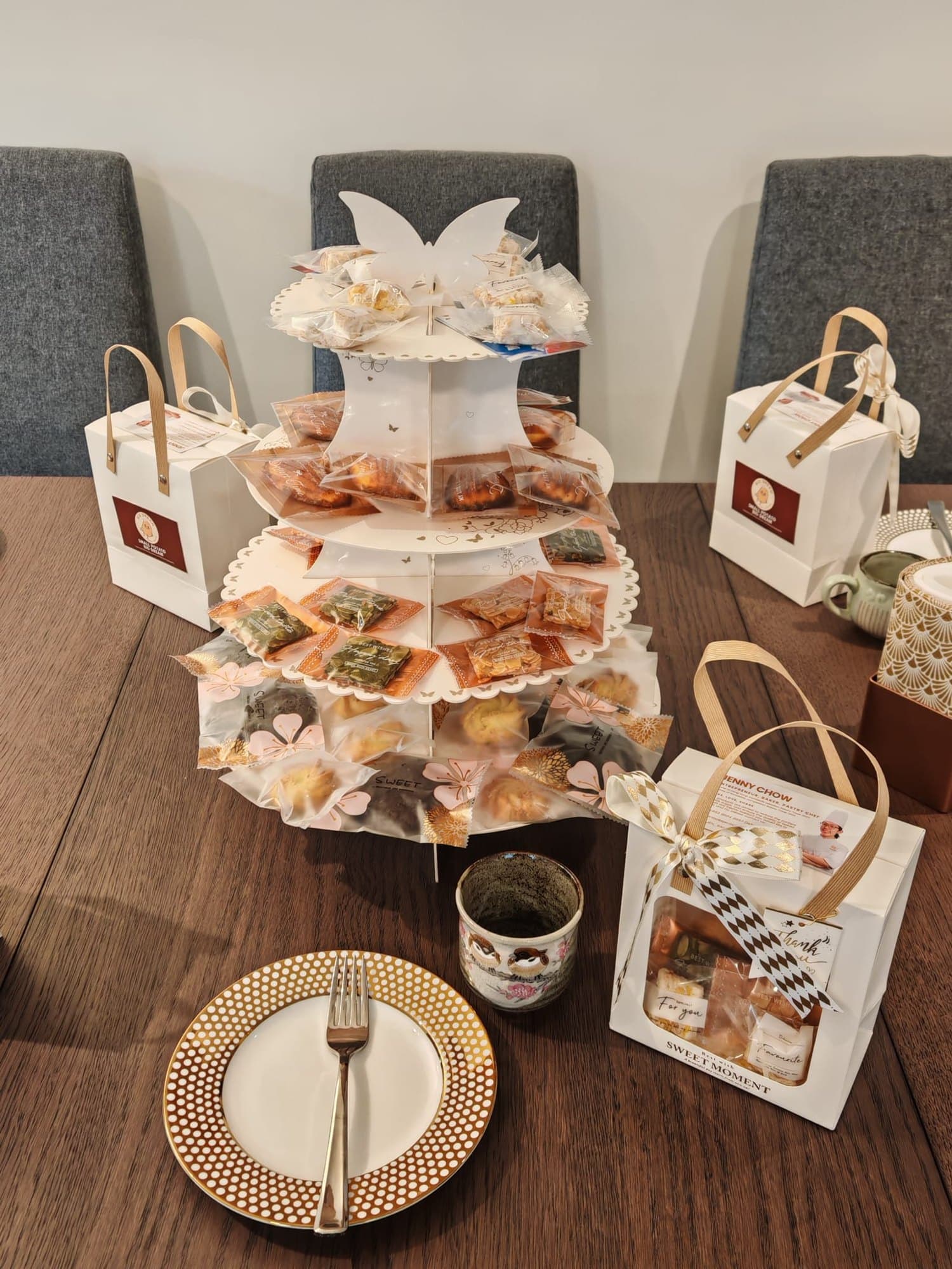 High-tea set